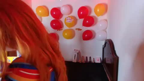 Juliana online show from 10-31-25, 09:38