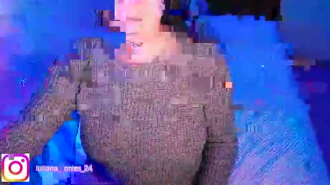  Juliana Torres  online show from 01-14-25, 02:40