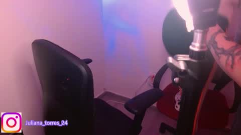  Juliana Torres  online show from 01-30-25, 03:40