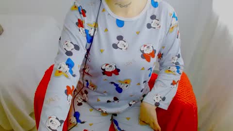  Juliana Torres  online show from 09-18-25, 05:04