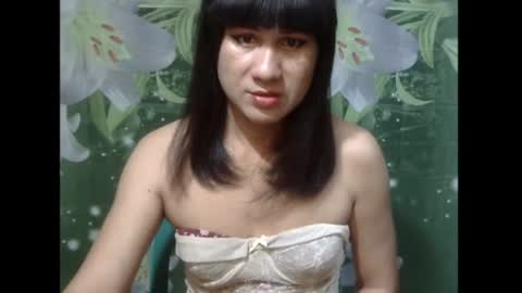 Snapshot of julia111987 chatting on 06-27-26, 01:39 JULIA online show from 06-27-26, 01:39