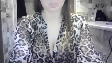 julia69009 online show from 01-12-26, 11:43