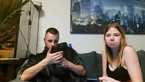 julia_official online show from 02-13-25, 08:55