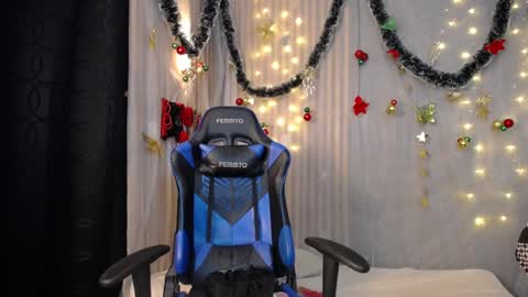 Juliana online show from 01-08-25, 04:23