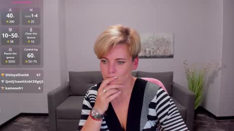 Julia online show from 12-11-24, 04:42