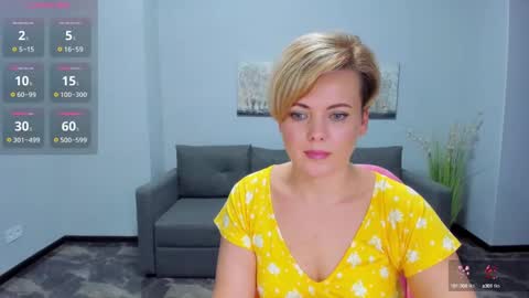 Julia online show from 02-06-25, 04:14