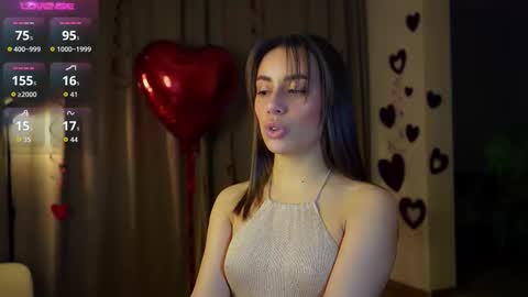 Snapshot of juliacontrol chatting on 02-14-26, 02:25 Molly online show from 02-14-26, 02:25