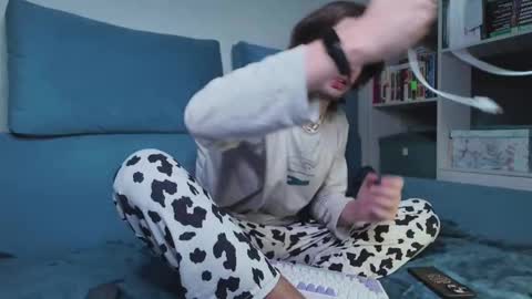 julian_cassablanca online show from 02-26-25, 11:48