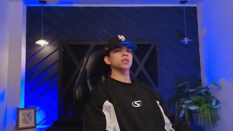 JULIAN  online show from 03-04-26, 11:16