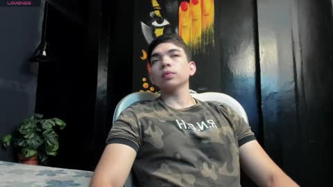 JULIAN  online show from 04-08-26, 11:16