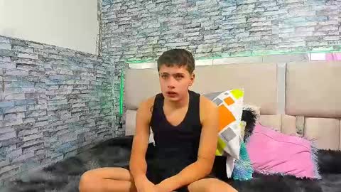 julian online show from 09-24-25, 01:47