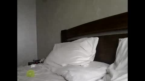 Snapshot of julianagold1 chatting on 10-10-25, 09:47 julianagold1 online show from 10-10-25, 09:47