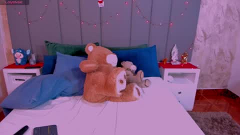 juli online show from 01-03-25, 04:22