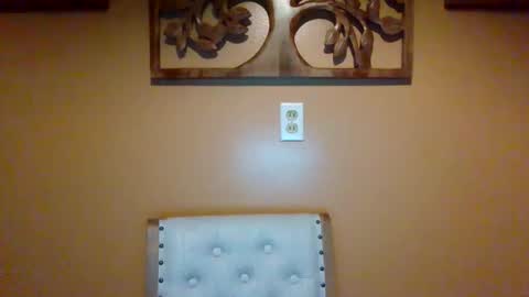 Snapshot of julianaxxxrose chatting on 02-20-25, 12:36 Texas Mamasita online show from 02-20-25, 12:36