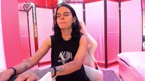 julianne_7 online show from 02-02-26, 08:51