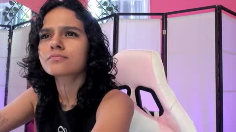 julianne_7 online show from 02-10-26, 08:24