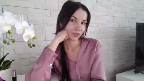 Snapshot of juliaorgasm chatting on 07-12-26, 02:19 Julia online show from 07-12-26, 02:19