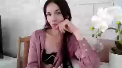 Snapshot of juliaorgasm chatting on 07-15-26, 02:11 Julia online show from 07-15-26, 02:11