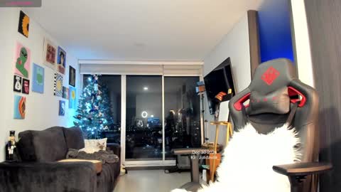 Jeimy Help me to reach 100 thumbs up online show from 12-31-24, 12:21