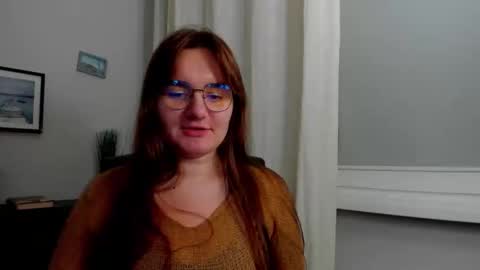 Julie online show from 11-26-25, 05:36