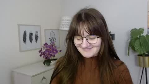 Julie online show from 12-01-25, 05:29