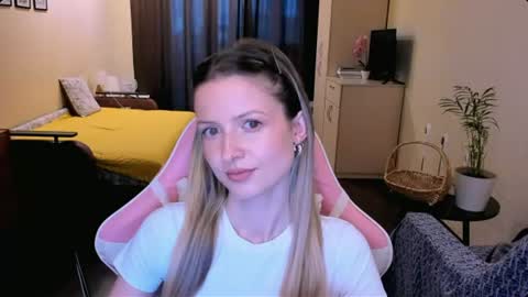 Julie online show from 07-01-26, 02:29