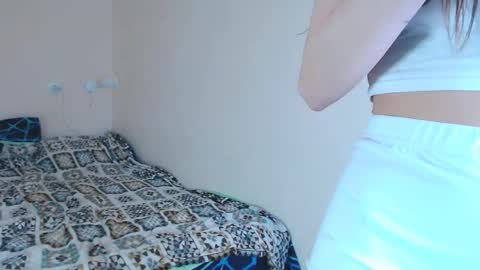 Snapshot of juliebeshears chatting on 02-27-26, 10:59 juliebeshears online show from 02-27-26, 10:59