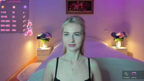 Snapshot of julieblazex chatting on 05-31-26, 07:04 julieblazex online show from 05-31-26, 07:04