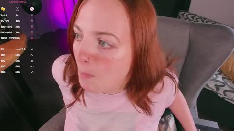 Snapshot of juliet_schoolgirl chatting on 01-29-25, 01:48 Juliet online show from 01-29-25, 01:48