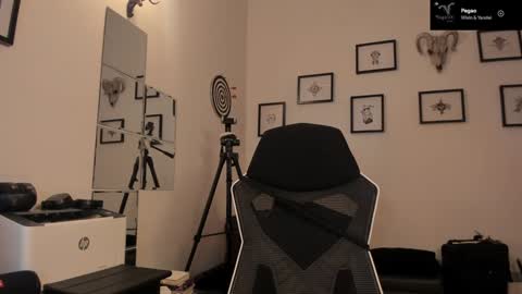 Snapshot of juliet_sourire chatting on 01-25-25, 06:12 juliet_sourire online show from 01-25-25, 06:12