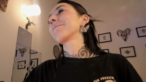 Snapshot of juliet_sourire chatting on 01-30-25, 03:55 juliet_sourire online show from 01-30-25, 03:55