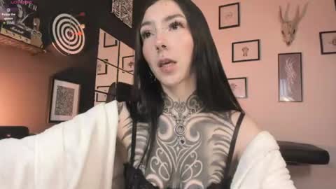 Snapshot of juliet_sourire chatting on 07-23-26, 01:53 juliet_sourire online show from 07-23-26, 01:53