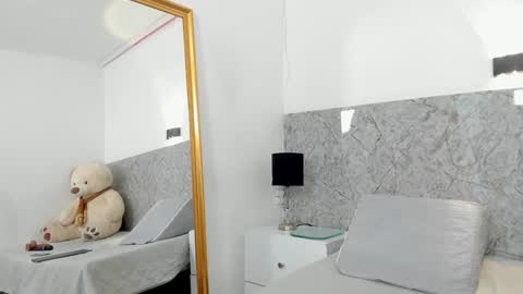 Juli online show from 12-15-24, 06:04