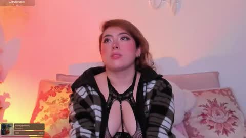 Juli  online show from 10-25-25, 04:09