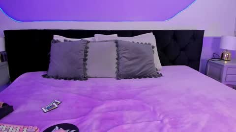 Julieta  online show from 09-20-25, 11:55