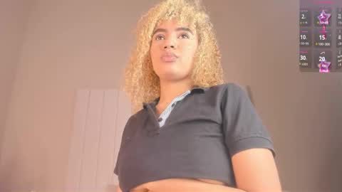 Snapshot of julieta_flower chatting on 02-04-25, 02:43 Julieta IG juietaflower06 online show from 02-04-25, 02:43