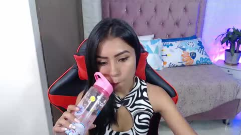 julieta_fn online show from 02-19-25, 03:38