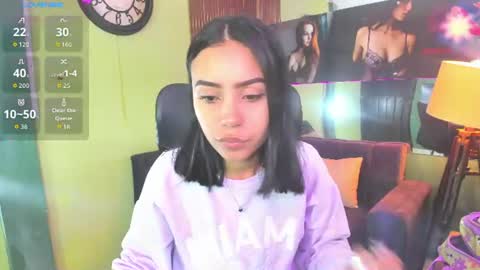 Snapshot of julieta_fn chatting on 06-13-26, 02:26 julieta_fn online show from 06-13-26, 02:26