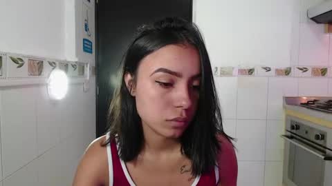 Snapshot of julieta_fn chatting on 06-22-26, 02:14 julieta_fn online show from 06-22-26, 02:14