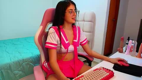 julieta_rose19 online show from 11-12-25, 01:50