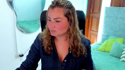 julieta_star69 online show from 10-04-25, 07:45