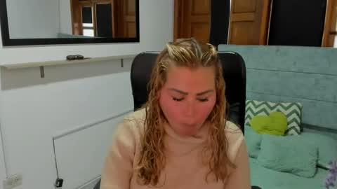 julieta_star69 online show from 01-12-26, 07:08