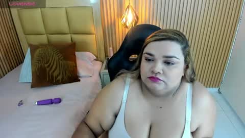  J U L IE T A  online show from 07-17-26, 07:08