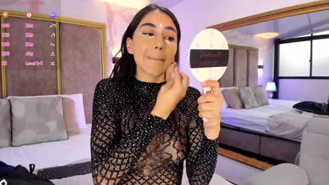 Julieta online show from 12-31-24, 01:08