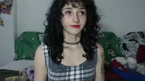 Julieta Jaguar online show from 12-18-24, 01:34