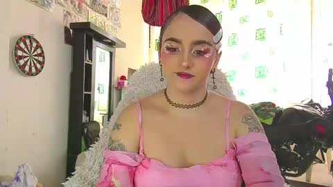 Julieta Jaguar online show from 05-30-26, 06:05
