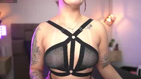 julieth_rojas online show from 06-19-26, 04:06