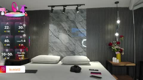 Julietha online show from 04-11-26, 12:04