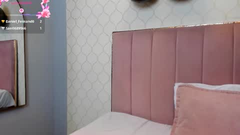 Snapshot of juliethcruz chatting on 02-23-26, 08:39 online show from 02-23-26, 08:39