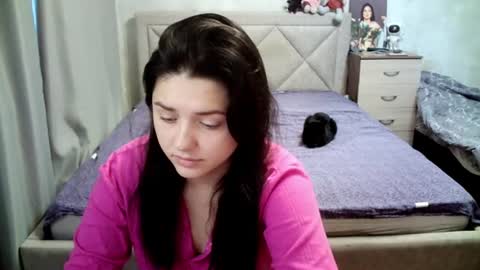 Snapshot of julietkalen chatting on 07-03-26, 03:57 Julietkitty online show from 07-03-26, 03:57